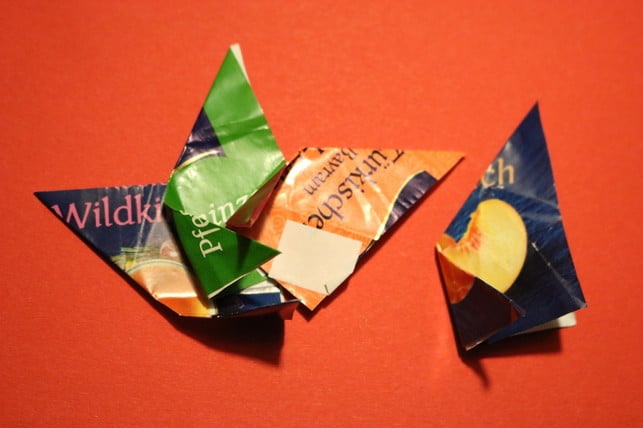 klebe-die-zacken-nach-und-nach-einander-utopiadechantal-gilbrich-191007_download Klebe die Zacken nach und nach einander.