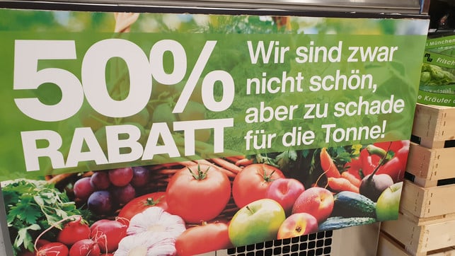 lebensmittel-retten-edeka-bw-230327-1280x720 Viele Supermärkte versuchen, Lebensmittel zu retten.