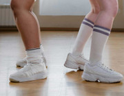 Weiße Socken richtig waschen: So bleiben sie weiß