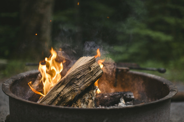 Lagerfeuer im Garten Das musst du beachten Utopia.de