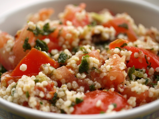 couscous-salat-ist-in-vielen-variationen-lecker-cc0-pixabay-ctowner-240709_download Couscous-Salat ist in vielen Variationen lecker.