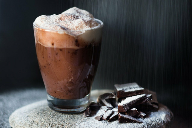 weihnachtskaffee-mal-anders-dieser-mocha-verzaube-cc0-pixabay-theocrazzolara-211126_download Weihnachtskaffee mal anders: dieser Mocha verzaubert mit Schokolade und Lebkuchengeschmack