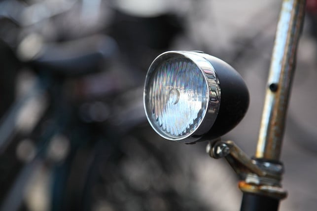 alte-beleuchtung-am-fahrrad-kann-nachgeruestet-werd-cc0-pixabay-publicdomainpictures-231206_download Alte Beleuchtung am Fahrrad kann nachgerüstet werden