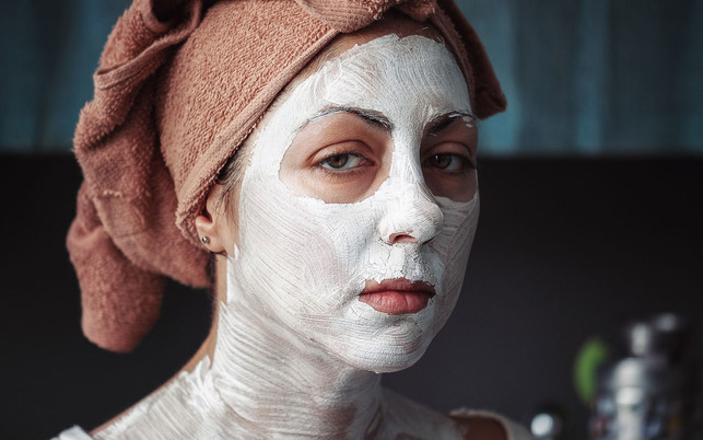 gesichtspflege-fehler-us-Velizar-Ivanov-190717-1280x800 Gesichtspflege Fehler Gesichtsmaske