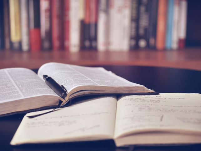 bildung-fuer-alle-cc0-pixabay-lil_foot_-181026_download Bildung für alle ist im SDG Nummer vier enthalten.