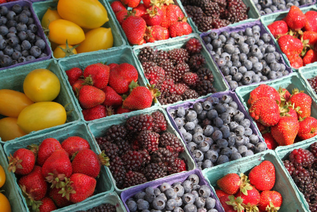 In summer there is a large selection of seasonal fruit.