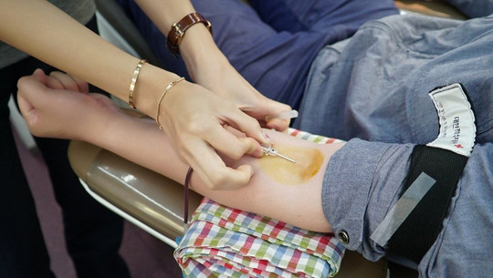 blut-spenden-cc0-pixabay-big_heart-200312 blut spenden