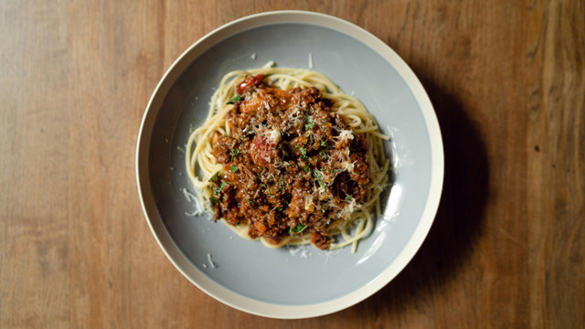 veggie-hack-test-bolognese-e-Ketut-Subiyanto-240723 Bolognese mit Veggie-Hack