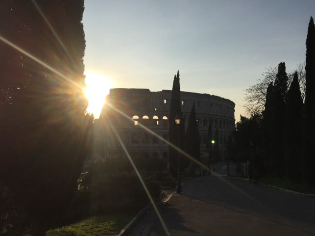 rom-laesst-sich-wunderbar-zu-fuss-erkunden-charlotte-gneupel-utopia-190309_download Rom lässt sich wunderbar zu Fuß erkunden.