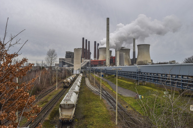 deutschland-muss-bis-2030-co2-emissionen-einsparen-cc0pixabaymichaelgaida-200118_download Deutschland muss bis 2030 CO2-Emissionen einsparen.