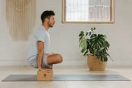 dieser-yogablock-von-lotuscrafts-besteht-aus-portu-lotuscrafts-211213_download Dieser Yogablock von Lotuscrafts besteht aus portugiesischem Kork.