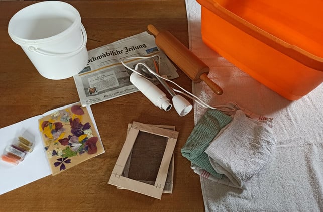 wichtig-beim-papierschoepfen-eine-gute-vorbereitun-sarah-gairing-utopia-210912_download Wichtig beim Papierschöpfen: eine gute Vorbereitung.