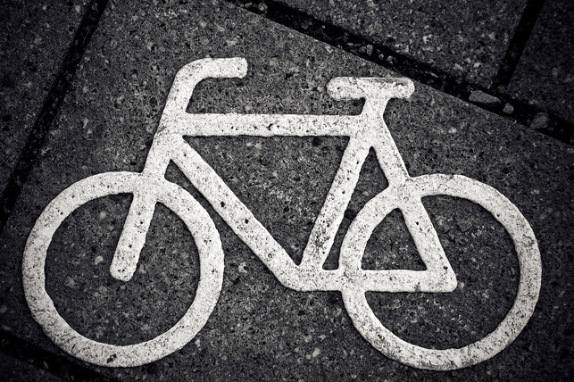 fahrradstrassen-foerdern-den-umweltfreundlichen-radv-cc0-pixabay-652234-220216_download Fahrradstraßen fördern den umweltfreundlichen Radverkehr und entzerren die häufig angespannte Verkehrslage in Innenstädten.