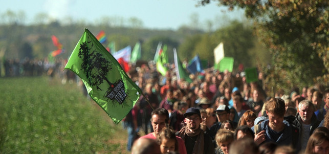 hambacher-forst-protest-waldspaziergang-p-ron weimann-181004-1280x600 Hambacher Forst Protest Waldspaziergang