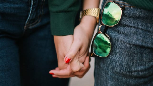 wv-zukunftpartnerschaft-us-phuoc-le-210730-1280x720-1 TK Weltverbesserer Beziehungen monogam, polygam, LAT