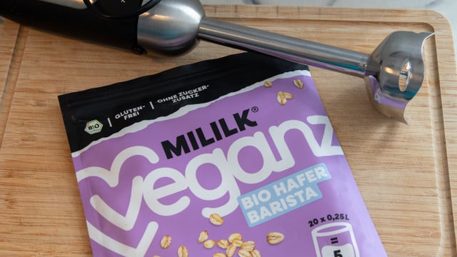 Veganz Mililk Hafermilch-Blätter Verpackung Vorderseite Veganz Mililk Hafermilch-Blätter
