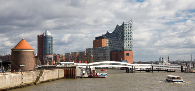 Die Fähren in Hamburg fahren mit HVO.