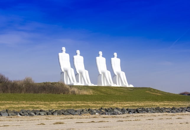 die-weissen-maenner-in-esbjerg-cc0--pixabay--bhmonsrud-250528_download Die weißen Männer in Esbjerg.