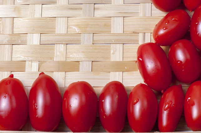 tomaten-sollten-am-besten-nebeneinander-gelagert-w-cc0-pixabay-aviavlad-230821_download Tomaten sollten am besten nebeneinander gelagert werden