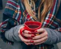 Wein statt Zucker: Worauf du bei Glühwein achten solltest – laut Sommelière