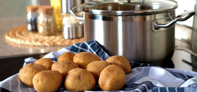 Kartoffeln kochen: Diese 4 Fehler kannst du ganz einfach vermeiden (Foto: CC0 / Pixabay / congerdesign) Kartoffeln kochen Fehler