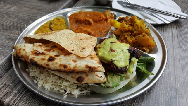 chapatis-sind-eine-beliebte-beilage-in-der-indisch-cc0-pixabay-ronmitra2000-200713_download Chapatis sind eine beliebte Beilage in der indischen Küche.