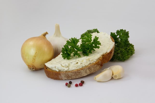 veganer-frischkaese-auf-cashew-basis-schmeckt-genau-cc0-pixabay-cpkarhu-201211_download Veganer Frischkäse auf Cashew-Basis schmeckt genauso gut wie das tierische Original.