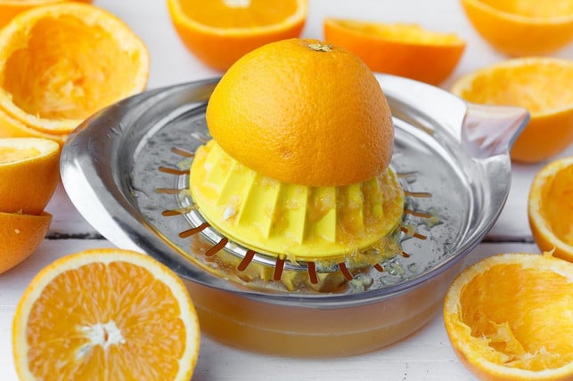 ein-rucola-dressing-mit-orangensaft-ist-perfekt-fue-cc0-pixabay-gate74-200818_download Ein Rucola-Dressing mit Orangensaft ist perfekt für den Sommer.