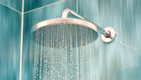 Shower head kalt duschen