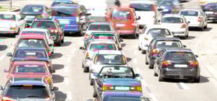 Autos brauchen im Stadtverkehr sehr viel Platz