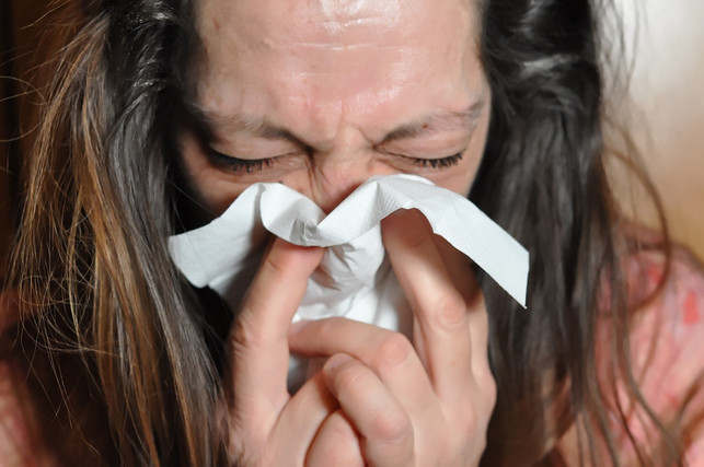 a-stitch-Kann-Be-Kaeltung-CC0-Pixabay-Renateko-231106_Download A nasal douche can make relief when cold.