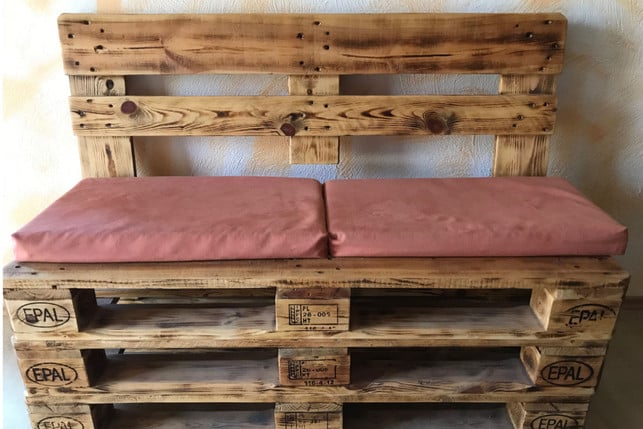 UpcyclingWohnart-Baenkle-ku-UpcyclingWohnart-230614-1920x1280 Das "Bänkle": Schwäbisches Palettenmöbel von Upcycling Wohnart