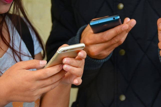 umfragen-im-chat-koennen-terminfindungen-mit-deinen-cc0-pixabay-terimakasih0-240617_download Umfragen im Chat können Terminfindungen mit deinen Freund:innen erleichtern.
