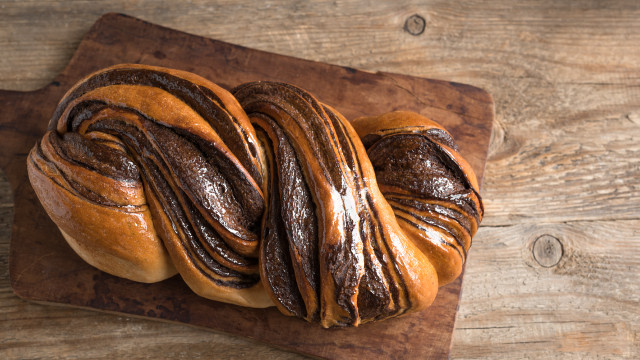 Babka: Hefegebäck-Rezept mit Schokolade oder Mohn - Utopia.de