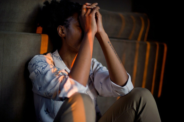 die-midlife-krise-fuehrt-oft-zu-depressiven-verstim-cc0-pixabay-1388843-220111_download Die Midlife-Krise führt oft zu depressiven Verstimmungen und Burnout-Symptomen.