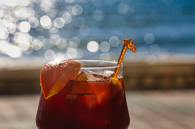 selbst-gemachte-sangria-gibt-es-in-unterschiedlich-cc0-pixabay-ag-pics-240608_download Selbst gemachte Sangria gibt es in unterschiedlichsten Variationen.