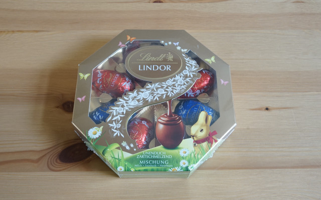 Lindt-eingepackt-u-NBr-20210326-1280x800 Süßigkeiten mit absurder Verpackung