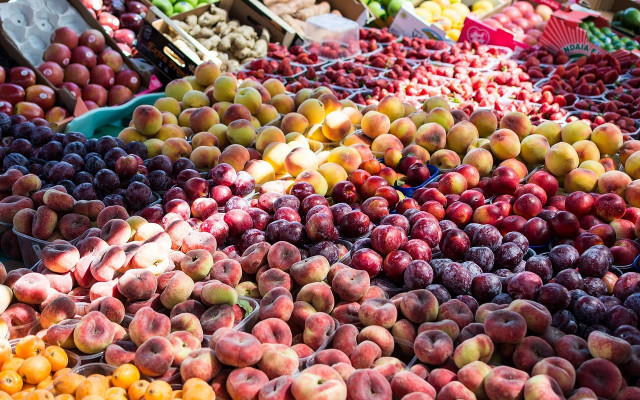 regionale-fruechte-haben-eine-bessere-klimabilanz-a-cc0-pixabay-skeeze-200217_download Regionale Früchte haben eine bessere Klimabilanz als importiertes Obst.