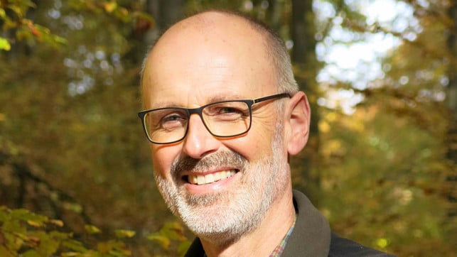 interviewwohlleben-p-PeterWohlleben-060820-1280x720 Förster, Autor und Baumliebhaber Peter Wohlleben engagiert sich seit über 30 Jahren für die Wälder.