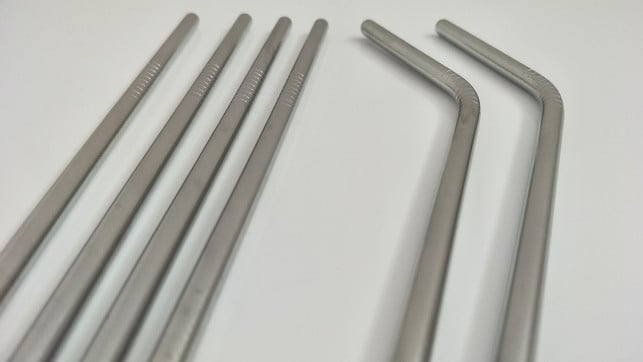 strohhalme-aus-edelstahl-sven-christian-schulz-utopia-180217_download Strohhalme aus Edelstahl sind eine langlebige Alternative zu Plastikstrohhalmen.