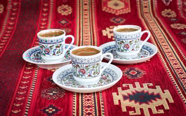 tuerkischen-kaffe-servierst-du-in-mokka-oder-espre-cc0-pixabay-klimkin-241123_download Türkischen Kaffe servierst du in Mokka- oder Espressotassen.