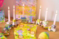 babygeschenke-zug-goki-210512-1280x720-1