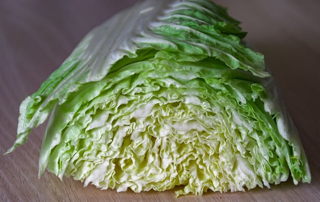 wenn-du-chinakohl-roh-essen-moechtest-achte-darauf-cc0-pixabay-michal_o79-210706_download Wenn du Chinakohl roh essen möchtest, achte darauf, einen Kohl mit vielen grünen Blättern zu kaufen.