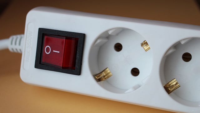 steckerleiste-fernseher-cc0--pixabay--pix1861-250929 Steckerleiste Fernseher