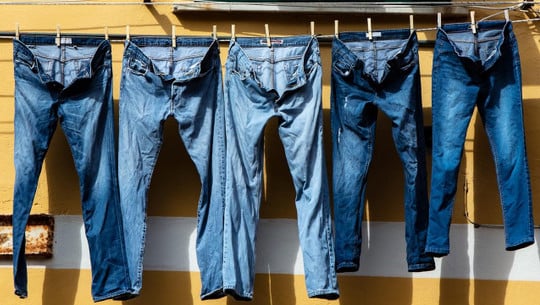 jeans-waschen-foto-cc0-public-domain-unsplash-ricardo-gome-210204-1 Jeans waschen