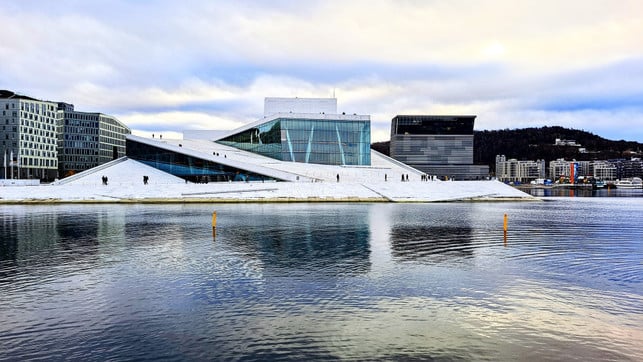 die-oper-in-oslo-ist-einen-besuch-wert-cc0--pixabay--adrega-250623_download Die Oper in Oslo ist einen Besuch wert.