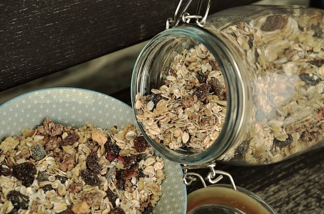 haferkleie-ist-eine-gute-zutat-fuer-muesli-cc0-pixabay-congerdesign-190520_download Haferkleie ist eine gute Zutat für Müsli.