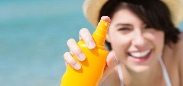 If you have to go out in the sun in the heat: apply lotion!