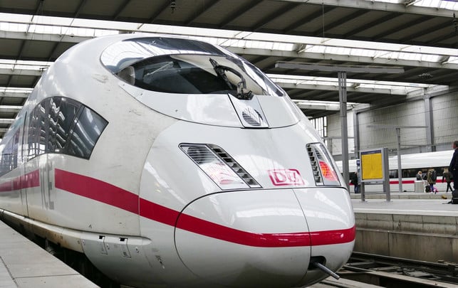 Für 30 Euro mit der Bahn ans Mittelmeer: So geht's Bahn