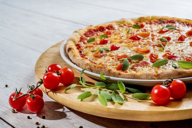 mit-eingefrorenem-kaese-kannst-du-pizza-oder-auflaeu-cc0-pixabay-zuzi99-230925_download Mit eingefrorenem Käse kannst du Pizza oder Aufläufe überbacken.